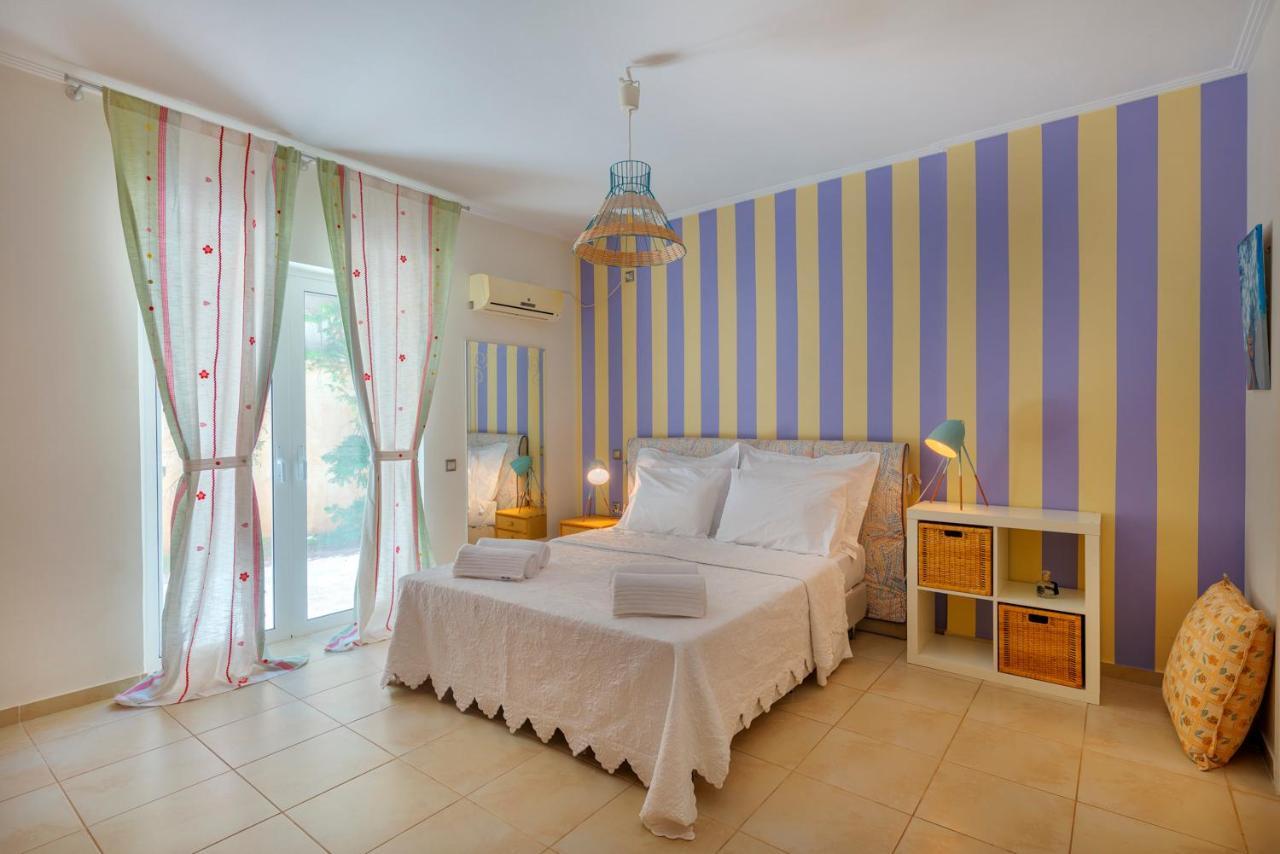The Painters Luxurious Villa Anavyssos Buitenkant foto