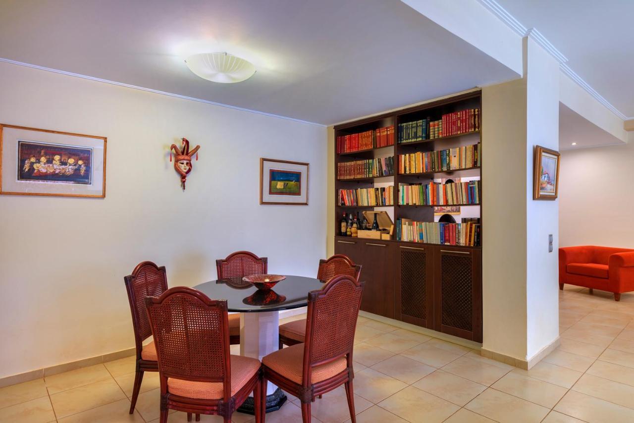 The Painters Luxurious Villa Anavyssos Buitenkant foto